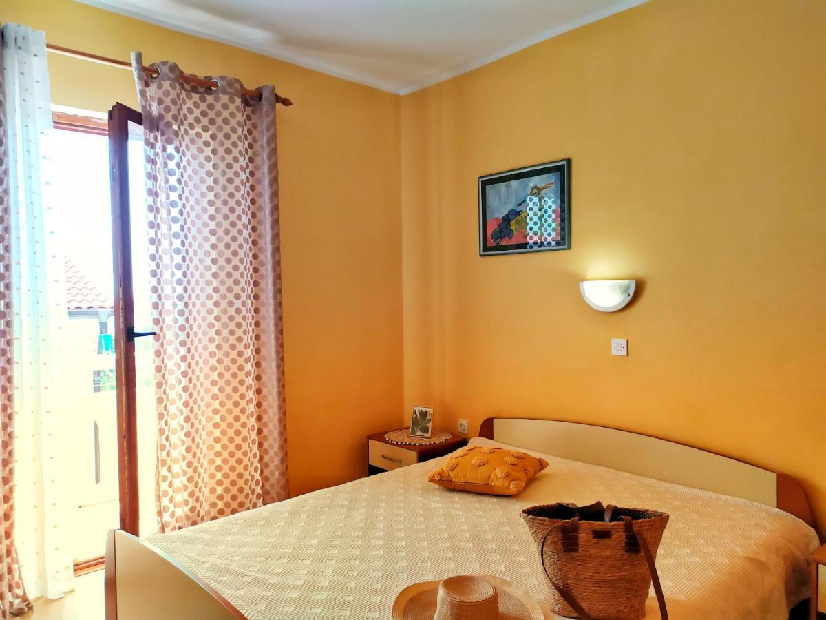 Cozy Apartments Danica Novalja With Terrace - First Floor Ngoại thất bức ảnh