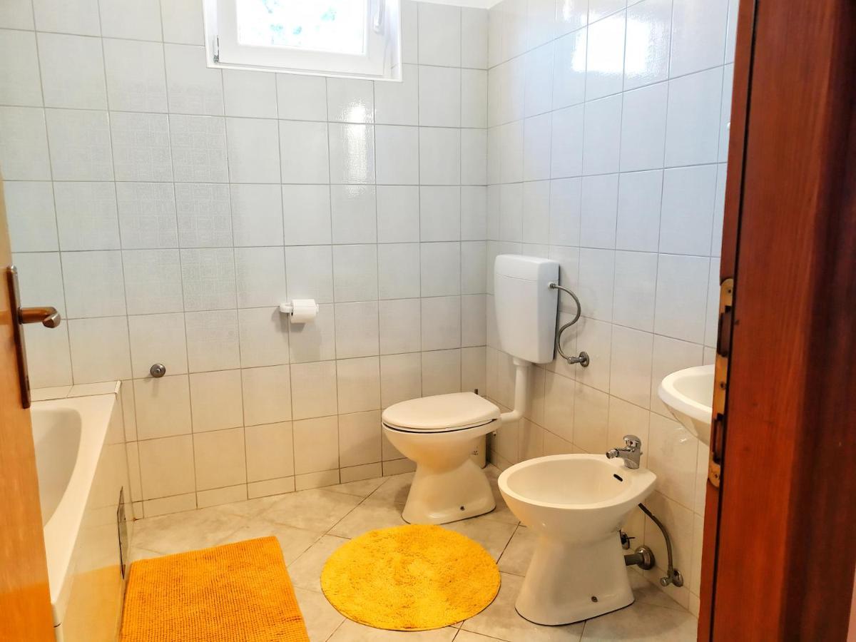 Cozy Apartments Danica Novalja With Terrace - First Floor Ngoại thất bức ảnh